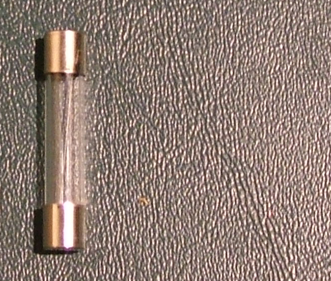 Fuses 5 AMP (2) Fuses 5 AMP (2)